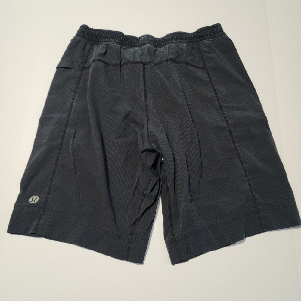 Lululemon Black Athletic Mens Shorts, Size S